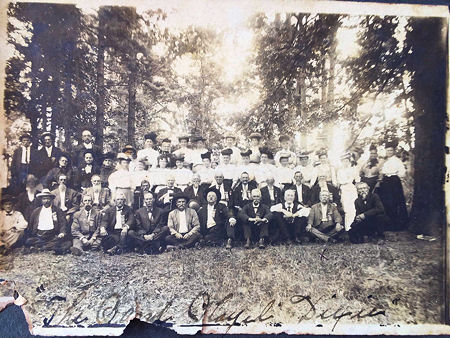 UCV Reunion - W.W. Heartsill 2nd from right bottom row